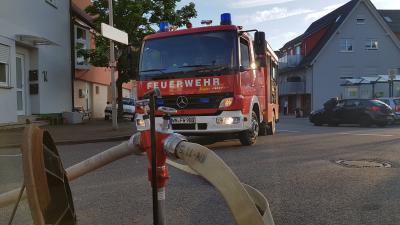Schorndorf-Buhlbronn: Alarmuebung im ehemaligen Gasthaus Lamm - Rettung mehrerer Personen ueber Leitern